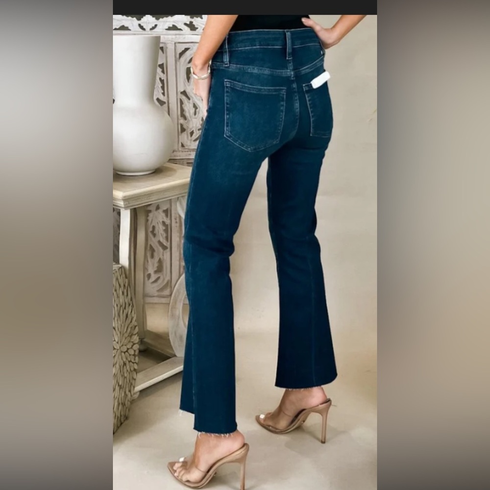 Frame Le Crop Mini Boot Raw Hem High Rise Jeans 30